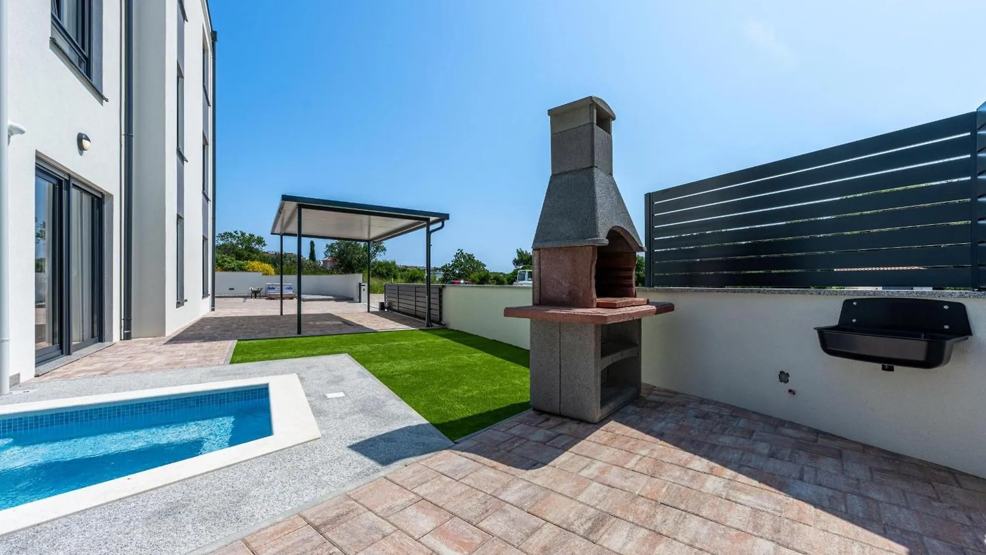 Apartment Rose Mit Privatem Pool Medulin Croatia