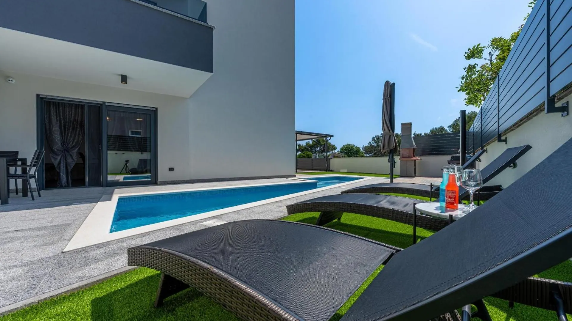 Apartment Rose Mit Privatem Pool Medulin