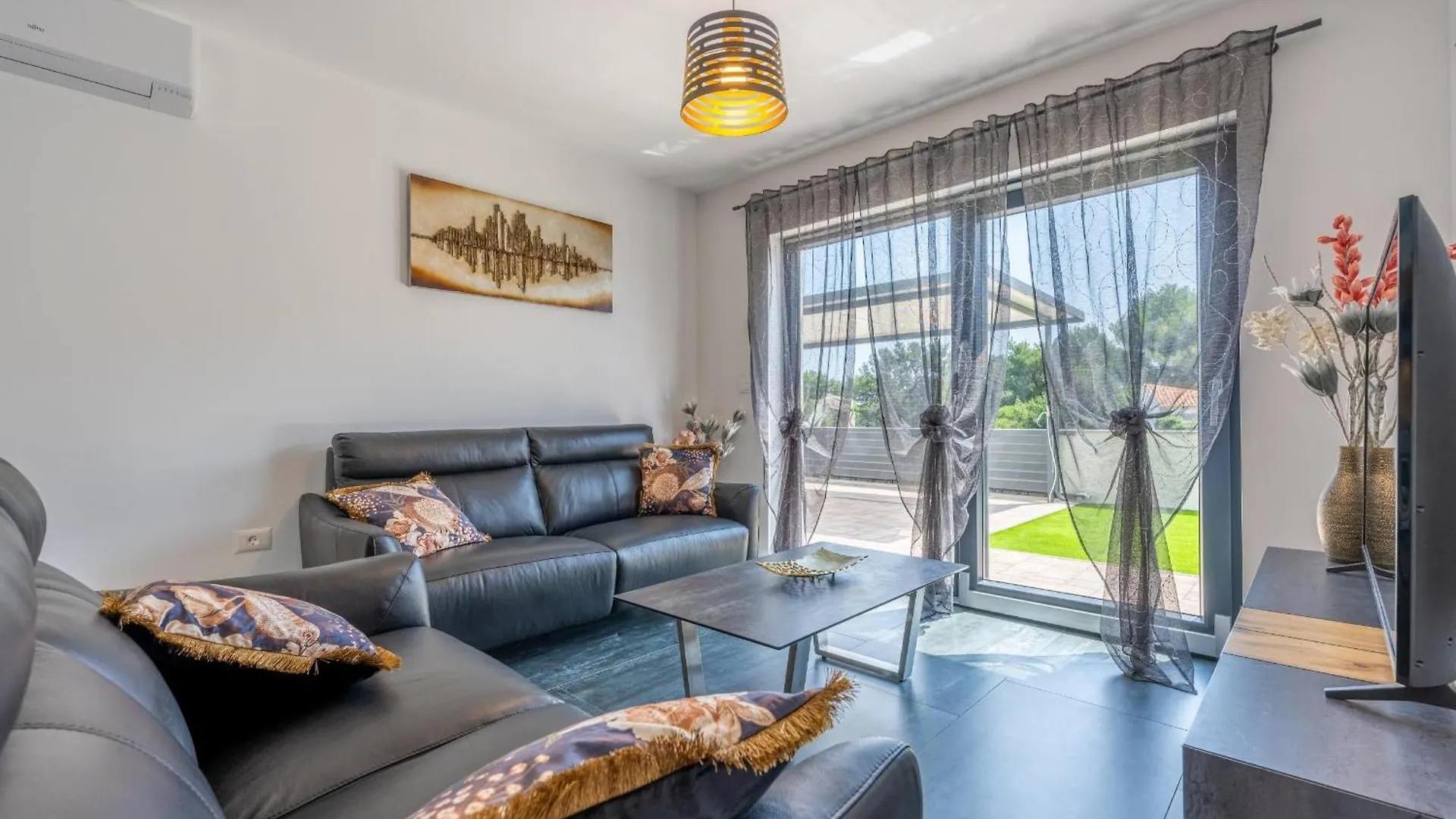 Apartment Rose Mit Privatem Pool Medulin Croatia